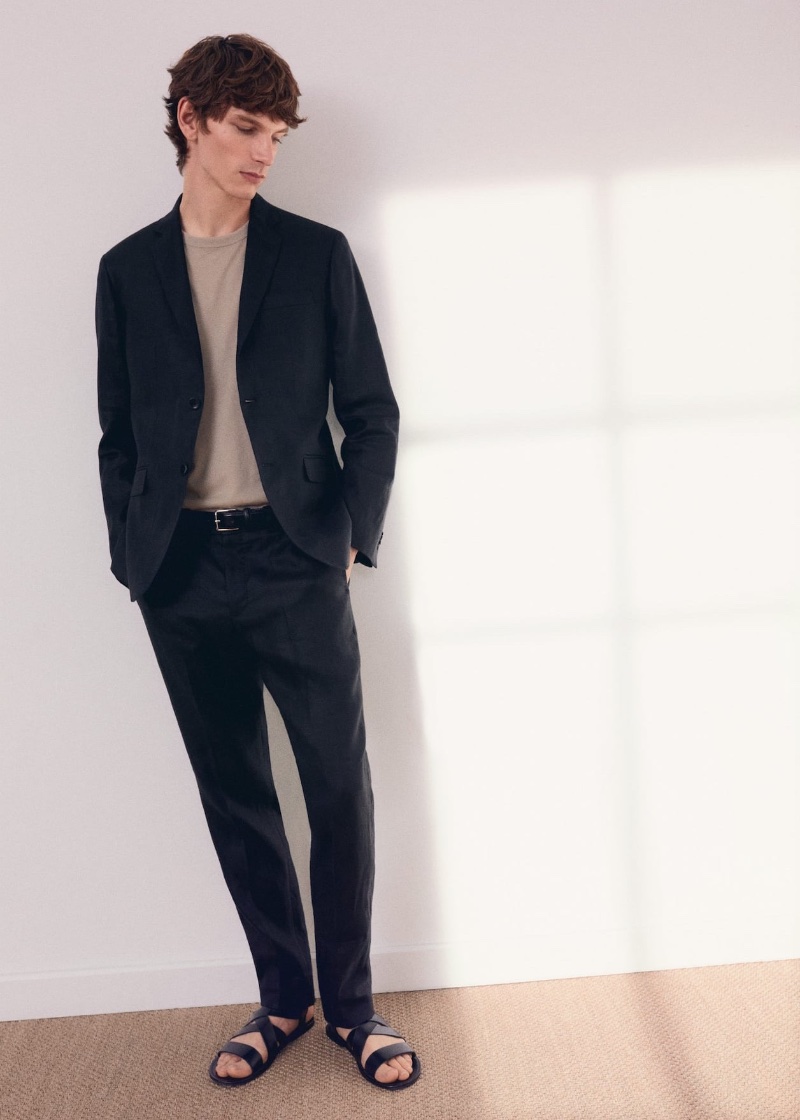 » Mango Man Proposes Color: Chic Casual Looks Mango Man 2023 Erik van Gils 002