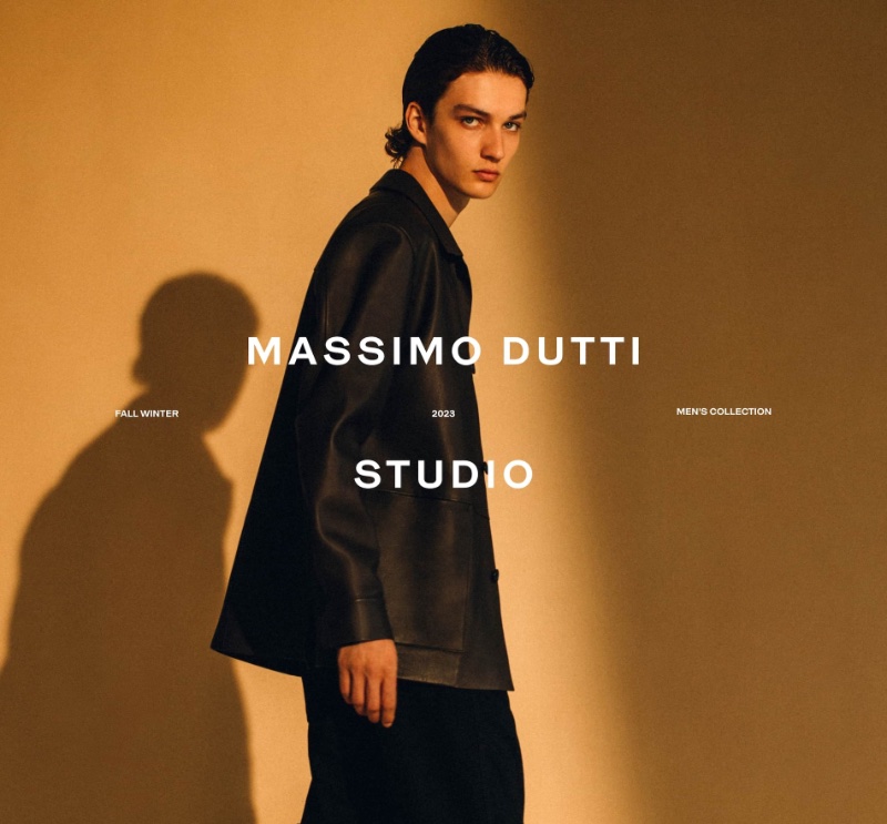 Dante Scheck models the fall-winter 2023 Massimo Dutti Studio collection.