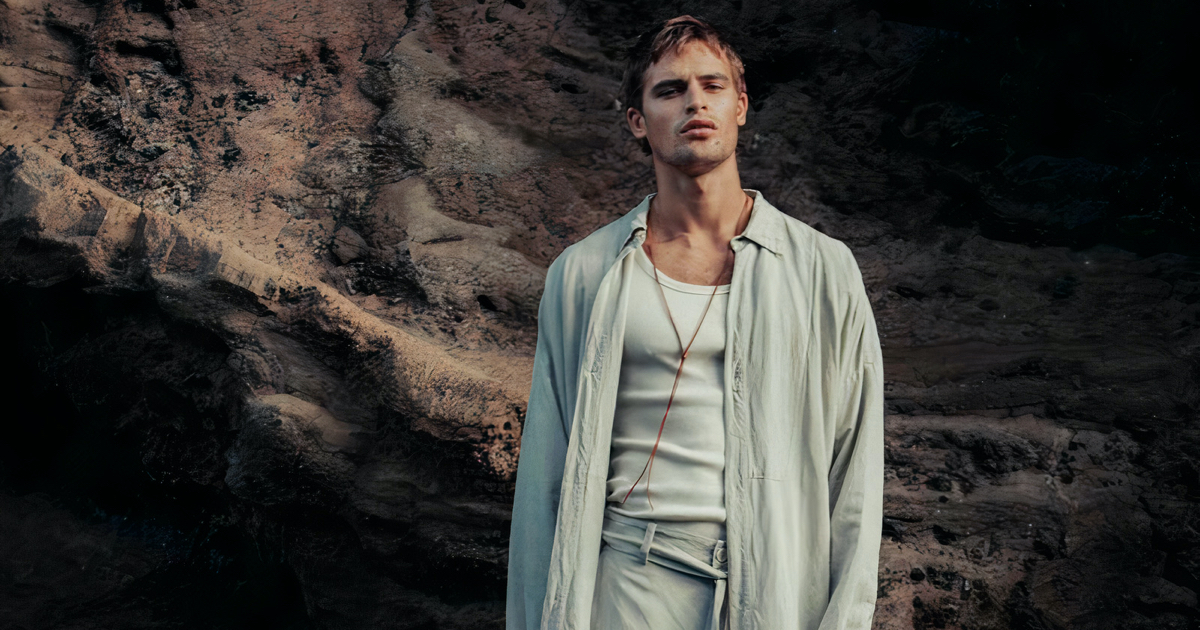 Parker van Noord is Bohemian Chic in Zara