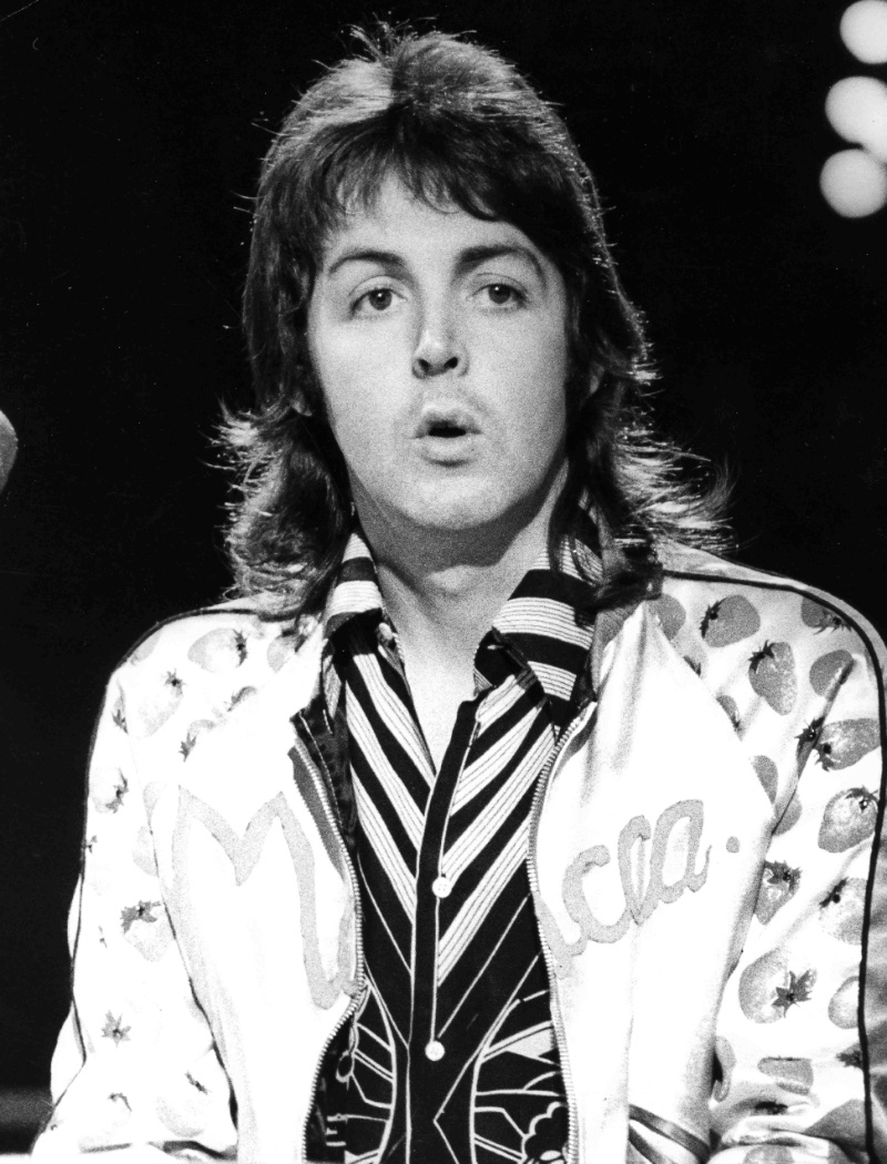 Paul McCartney Shag Hair Men 1970s Top of the Pop 1973