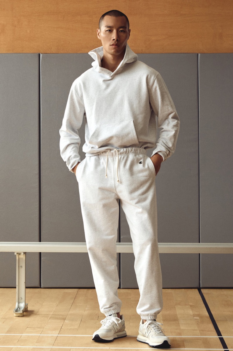 » Todd Snyder + Champion Fall 2023: A Touch of Nostalgia Todd Snyder Champion Fall Winter 2023 004