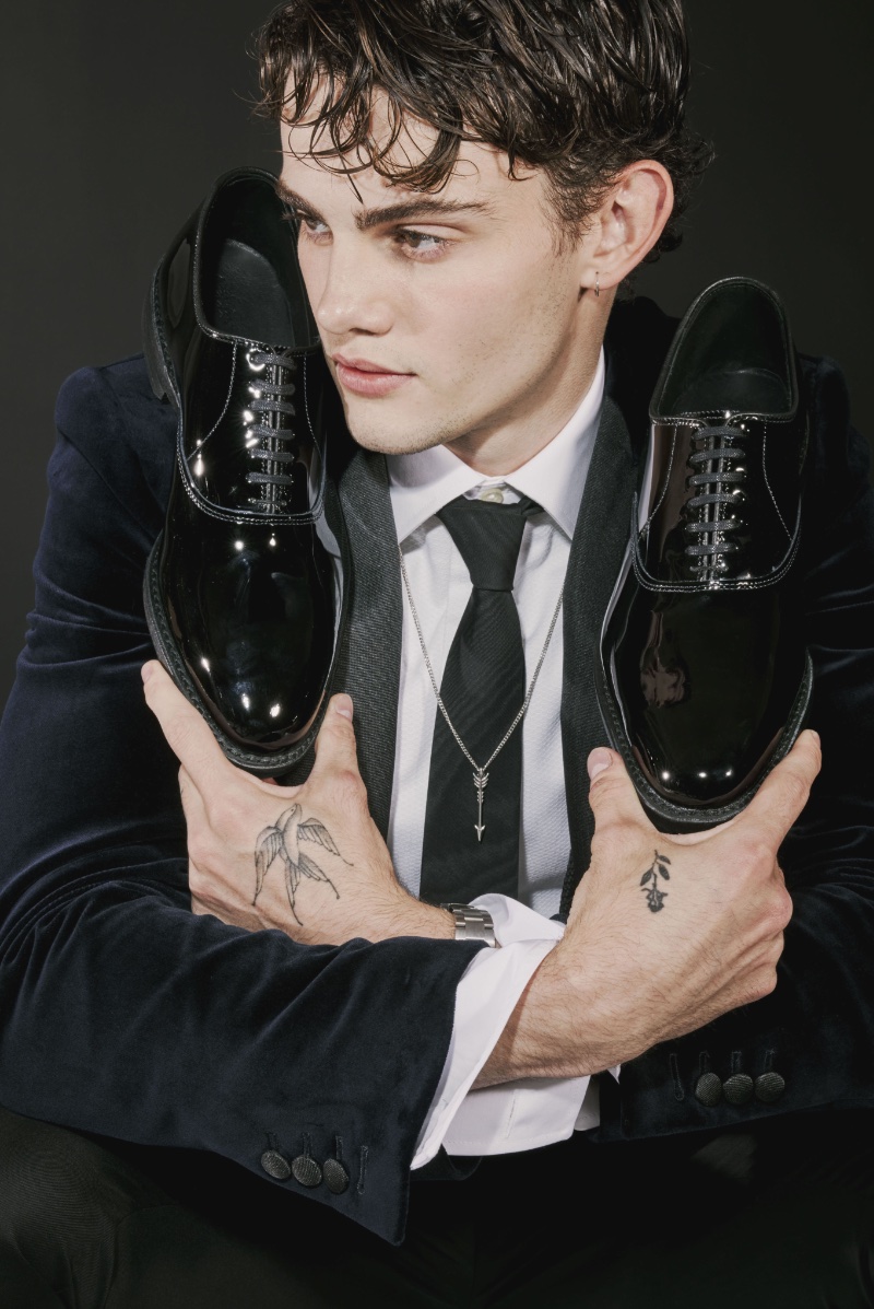 Allen Edmonds Fall Winter 2023 Campaign 012