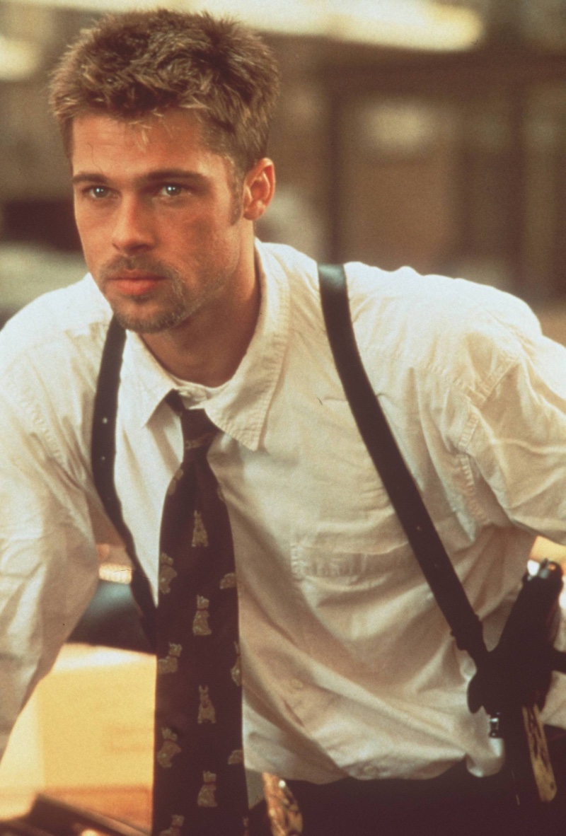 Brad Pitt rocks a short textured crop haircut as Detective David Mills in 1995’s Seven. » Brad Pitt’s Hairstyles: Iconic Cuts with Character Brad Pitt rocks a short textured crop haircut as Detective David Mills in 1995’s Seven.