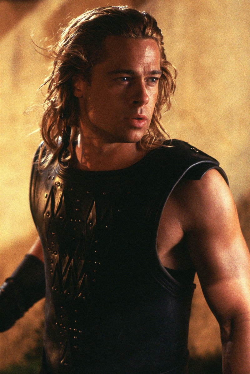 It was back to long hair as Brad Pitt donned a shoulder-length hairstyle as Achilles in 2004's Troy. » Brad Pitt’s Hairstyles: Iconic Cuts with Character It was back to long hair as Brad Pitt donned a shoulder-length hairstyle as Achilles in 2004's Troy.