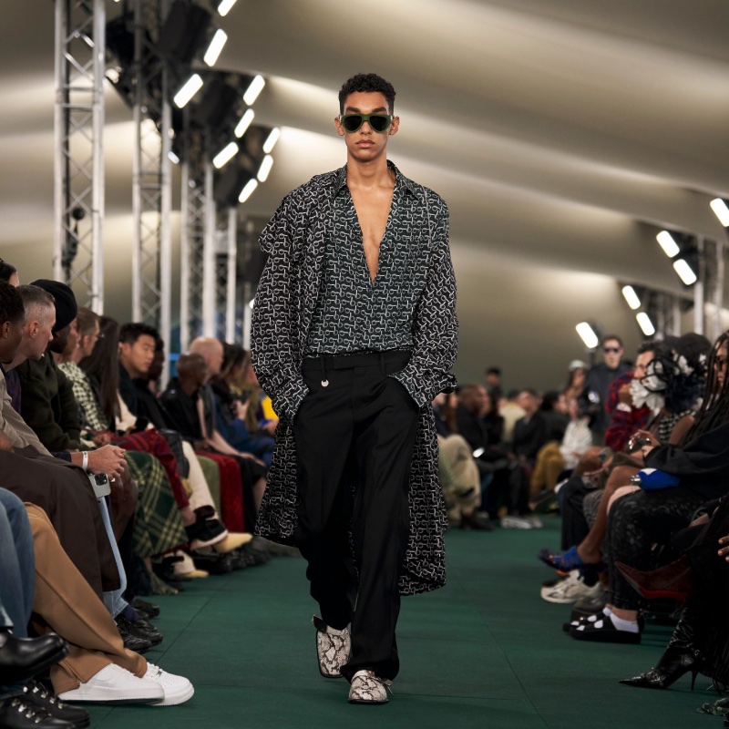 Burberry Spring Summer 2024 Collection 021