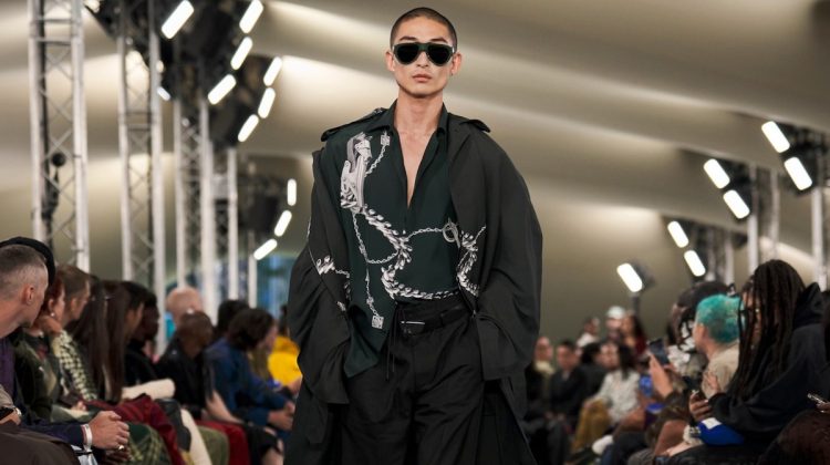 Burberry Spring 2024: Chain Reaction, The New Heritage