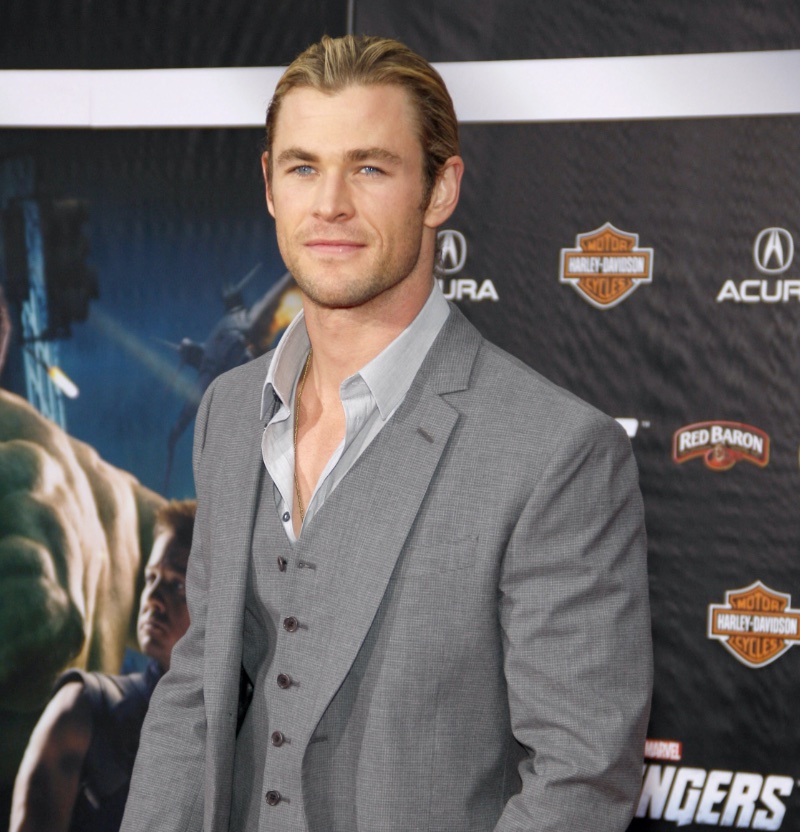 Chris Hemsworth Man Bun Front 2012