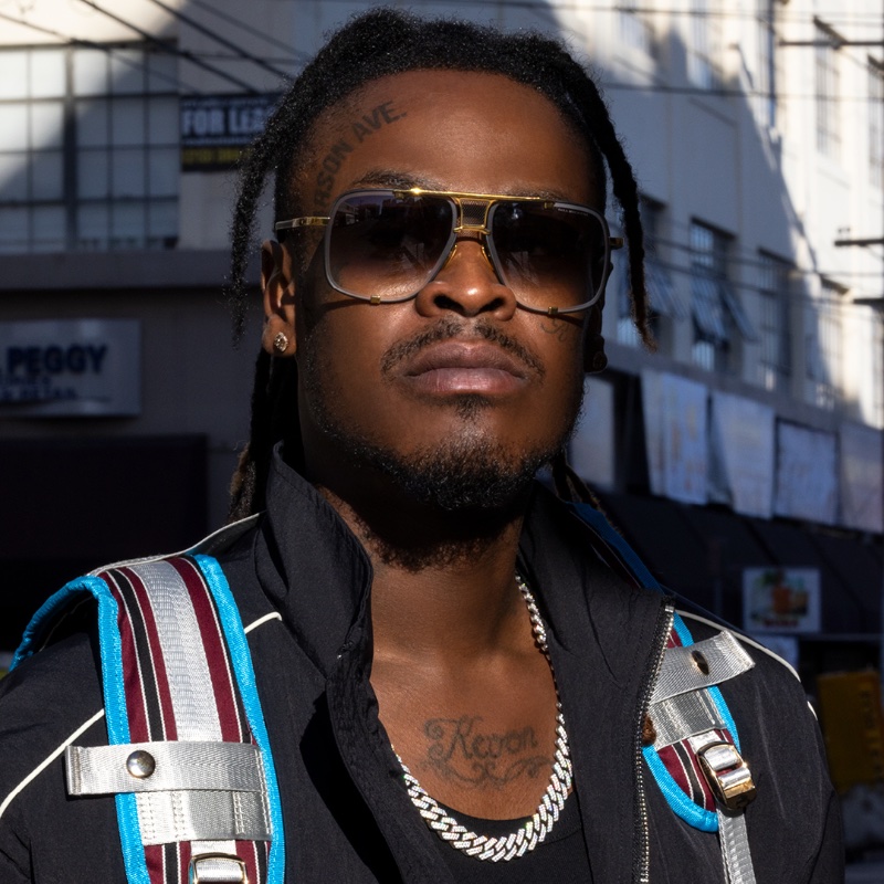 Rxk Nephew rocks DITA sunglasses for the brand's fall-winter 2023 campaign. » DITA Takes to LA Streets for Fall 2023 Campaign Rxk Nephew rocks DITA sunglasses for the brand's fall-winter 2023 campaign.
