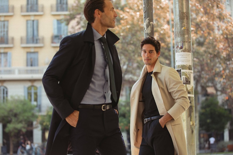 The classic trench coat makes an appearance as a highlight of Hockerty's fall-winter 2023 collection. » Hockerty Fall 2023: Navigating Staples of Style The classic trench coat makes an appearance as a highlight of Hockerty's fall-winter 2023 collection.