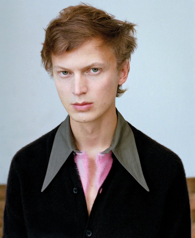 » Jonas Glöer Rocks Bold Fall Style for WSJ. Magazine Jonas Gloer 2023 Editorial WSJ Magazine 008