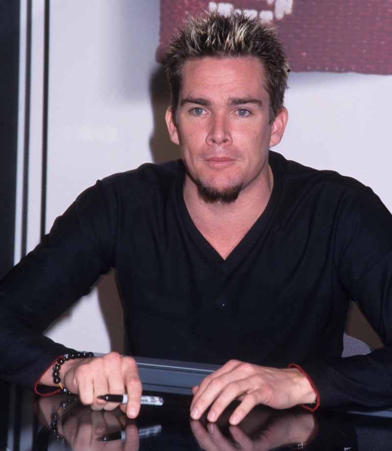 Mark McGrath Spiky Hair Sugar Ray 1999 » 90s Men's Hair: Exploring the Iconic Style Statements Mark McGrath Spiky Hair Sugar Ray 1999