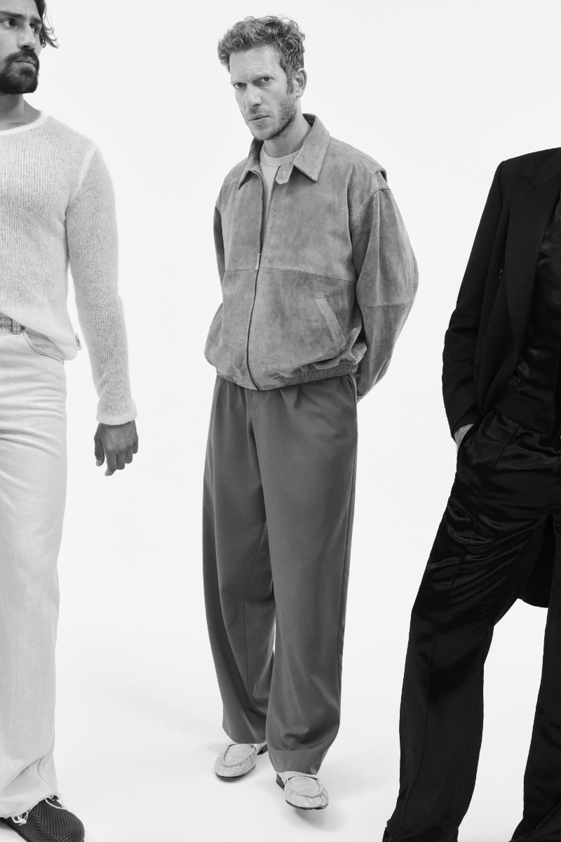 Matthieu Jansen dons The Row for Mytheresa's fall-winter 2023 campaign. » Mytheresa Explores Modern Fashion with Fall 2023 Campaign Matthieu Jansen dons The Row for Mytheresa's fall-winter 2023 campaign.