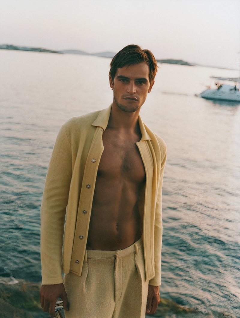 » Parker van Noord Enjoys Mykonos with Telegraph Luxury Parker van Noord Telegraph Luxury 2023 002
