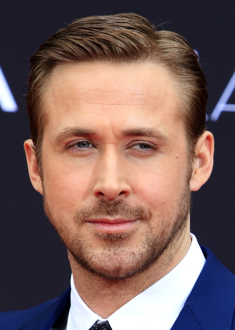 Ryan Gosling's Best Hairstyles And Haircuts - Celebrities