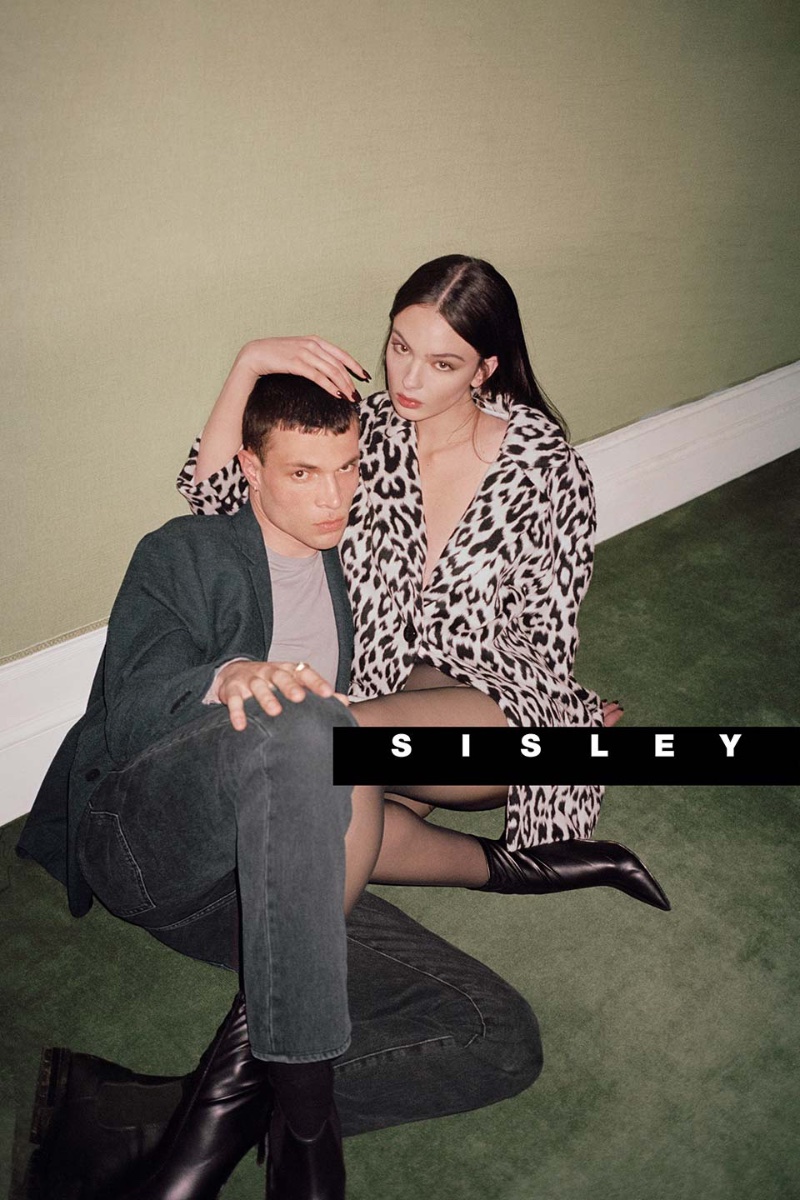 Models Luka Isaac and Deva Cassel front Sisley's fall-winter 2023 campaign.