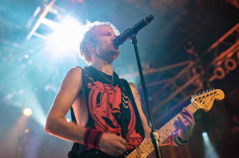 Sum 41 » Skater Style: Nail Skate Fashion for the Perfect Look Sum 41