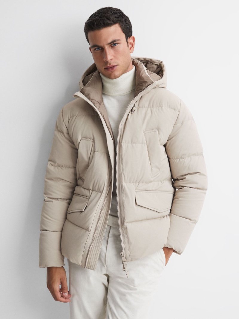 Après-ski Style Men Puffer Turtleneck Outfit Reiss