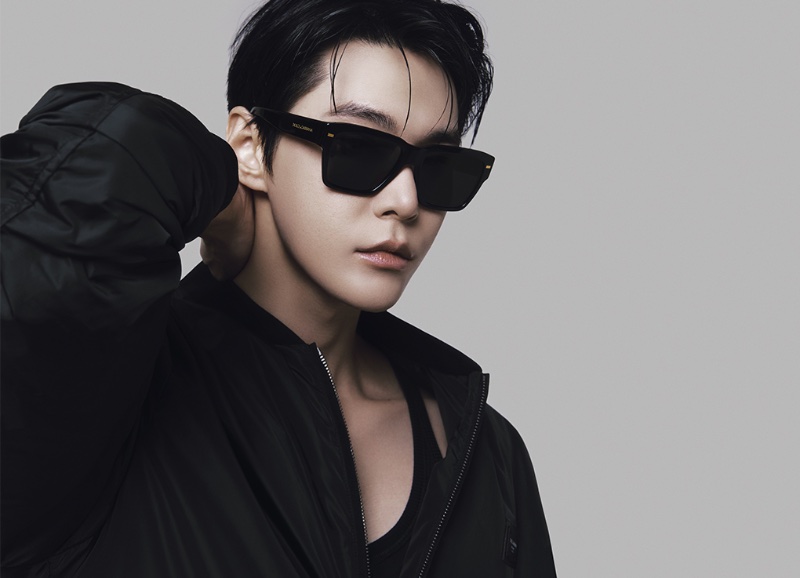 Donning Dolce & Gabbana sunglasses, Doyoung connects with the brand as the star of its fall-winter 2023 campaign. 