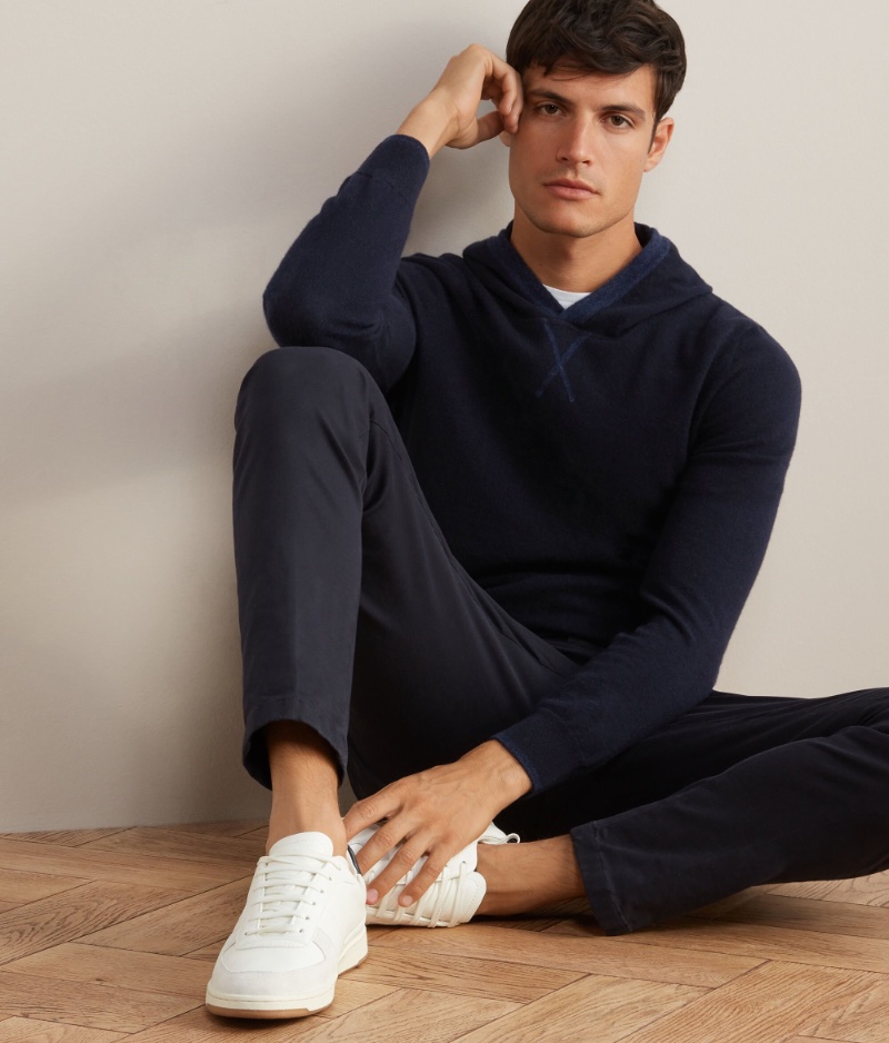 Falconeri Cashmere Sweatshirt Hoodie Men » How to Style a Hoodie Outfit: Mastering Timeless Pairings Falconeri Cashmere Sweatshirt Hoodie Men