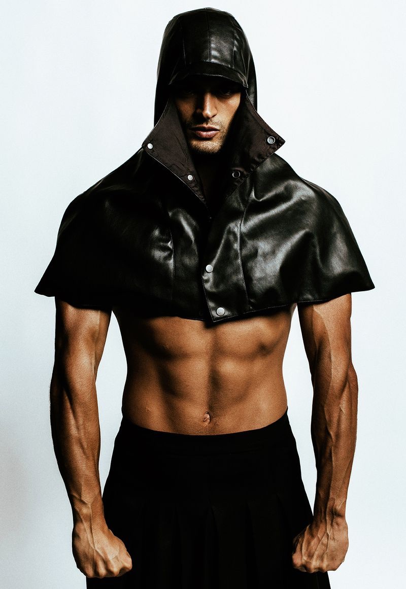 » Iago Botelho is a Timeless Muse for L'Officiel Liechtenstein Iago Botelho 2023 LOfficiel Liechtenstein 010