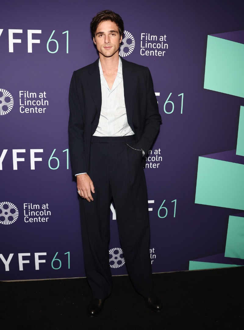 Jacob Elordi dons a relaxed-fit Dior Men suit at the Priscilla premiere during the New York Film Festival.