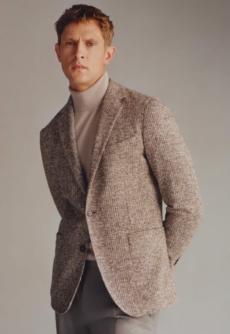 The Mango designed by Boglioli collection champions the blazer with a Prince of Wales virgin wool style.