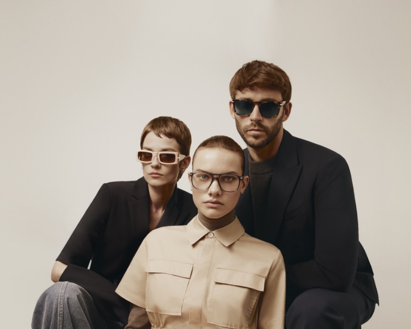 Persol unveils its fall-winter 2023 campaign.