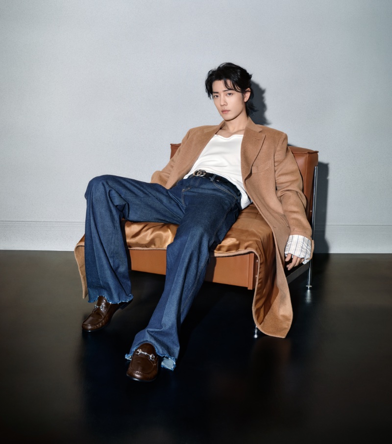 Xiao Zhan is a chic vision as the star of the Gucci Horsebit 1953 loafer advertising campaign. » Paul Mescal & Xiao Zhan Front Gucci Horsebit 1953 Loafer Ad Xiao Zhan is a chic vision as the star of the Gucci Horsebit 1953 loafer advertising campaign.