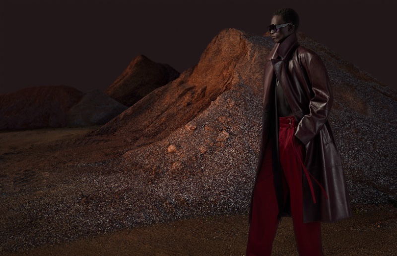 Sporting a brown leather coat, Mamuor Majeng fronts the Zara Studio fall-winter 2023 collection campaign. » Zara Studio Fall 2023: The Modern Man's Poetic Armor Sporting a brown leather coat, Mamuor Majeng fronts the Zara Studio fall-winter 2023 collection campaign.