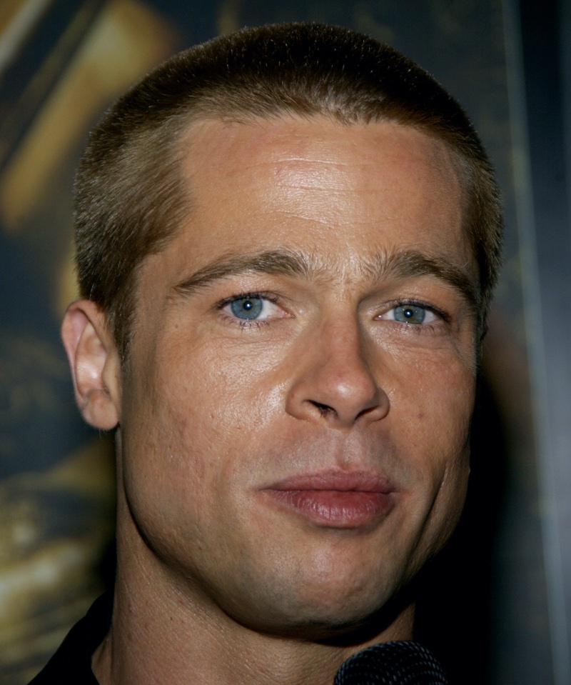 Brad Pitt Buzz Cut Troy Premiere 2004