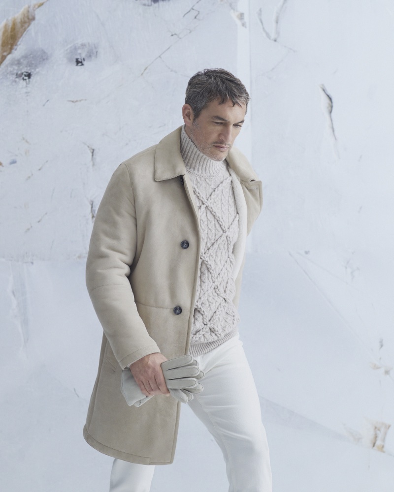 Model Ilay Kurelovic is a chic vision in a look from the Brioni Wintertime Capsule collection. » Brioni Unveils Chic Wintertime Capsule in Monochrome Model Ilay Kurelovic is a chic vision in a look from the Brioni Wintertime Capsule collection.