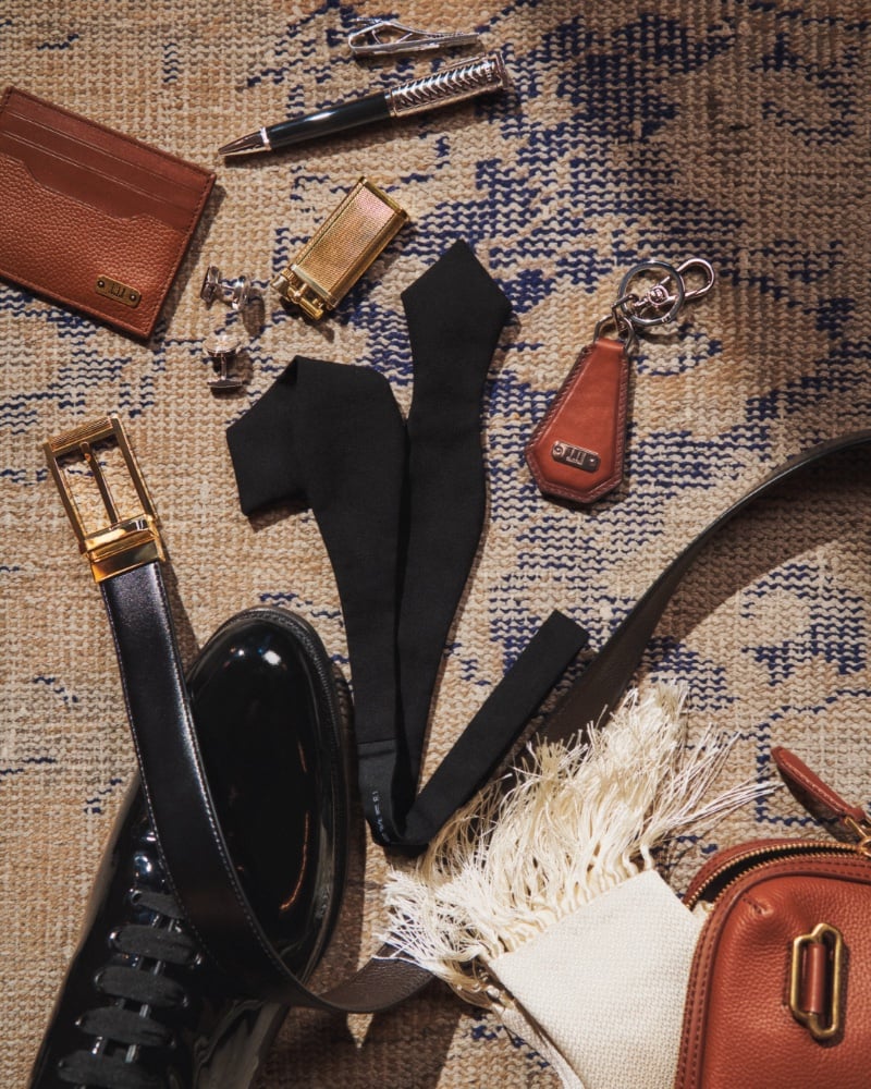 Dunhill gifting accessories for the festive season. » Dunhill Festive 2023 Ad: Blending Heritage with Modern Grace Dunhill gifting accessories for the festive season.