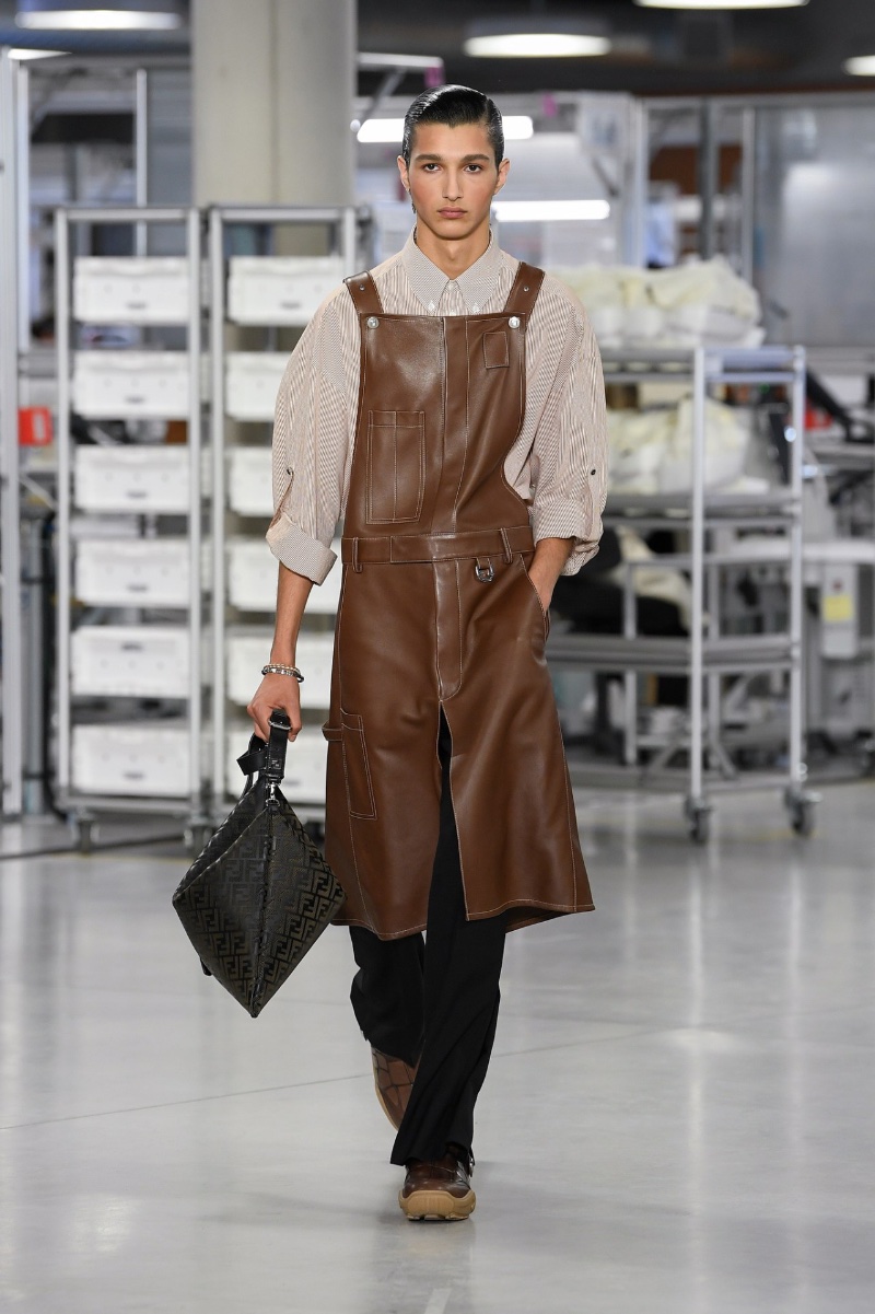 Fendi Spring Summer 2024 Workwear Fashion Trend Men » Men's Spring 2024 Fashion Trends: From Minimal to Soft Style Fendi Spring Summer 2024 Workwear Fashion Trend Men