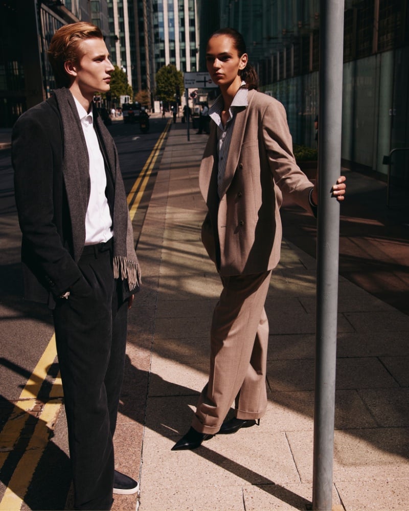 Elegant simplicity with the Giorgio Armani unisex collection at Selfridges, featuring tailored separates in soft neutrals. » Giorgio Armani's Unisex Collection Lands at Selfridges Elegant simplicity with the Giorgio Armani unisex collection at Selfridges, featuring tailored separates in soft neutrals.