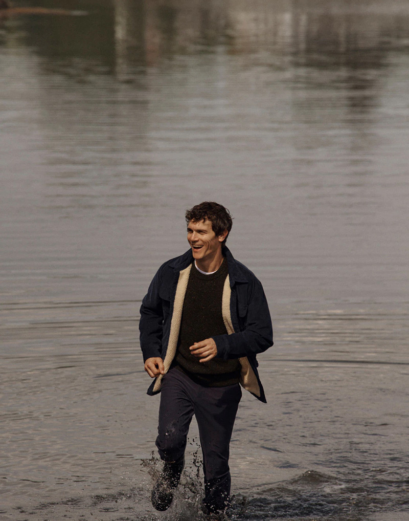 French model Vincent LaCrocq sports a sherpa-lined corduroy shirt jacket with 770 straight-fit midweight tech pants.