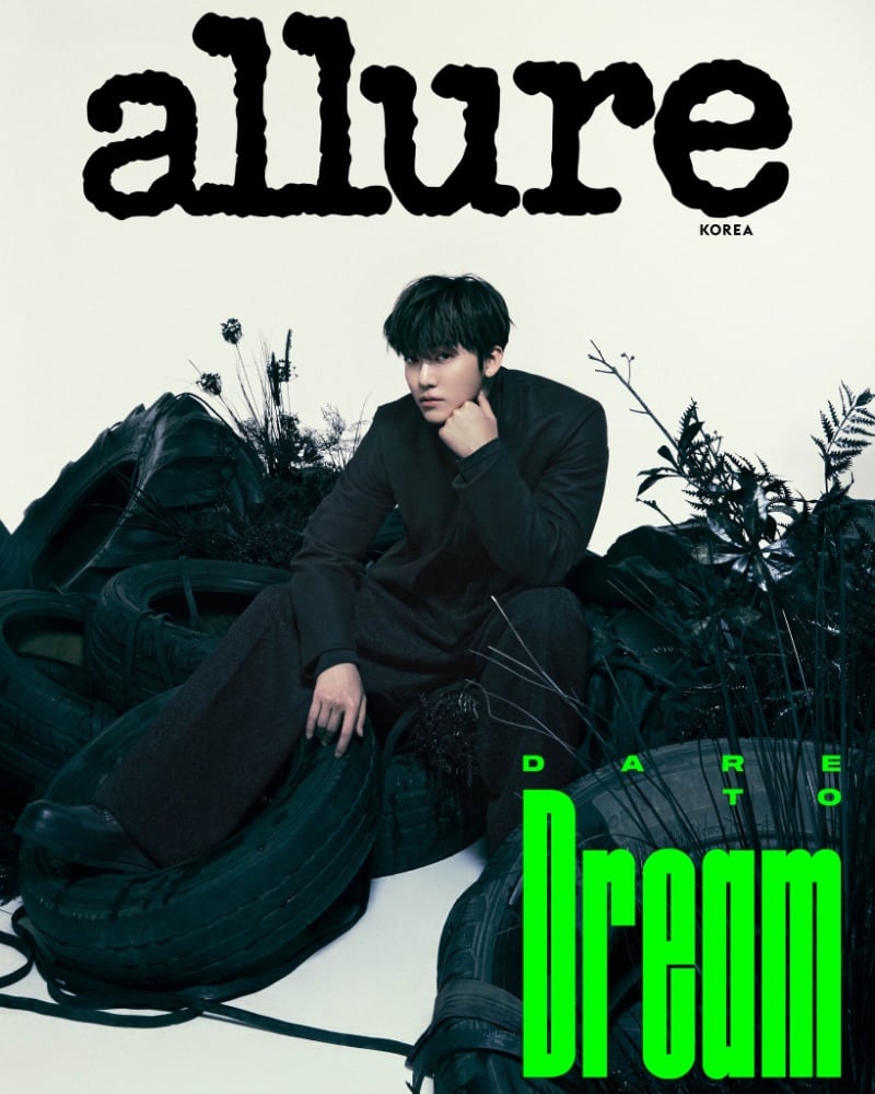 Making a case for all black, Jaemin wears Zegna for Allure Korea's November 2023 issue.