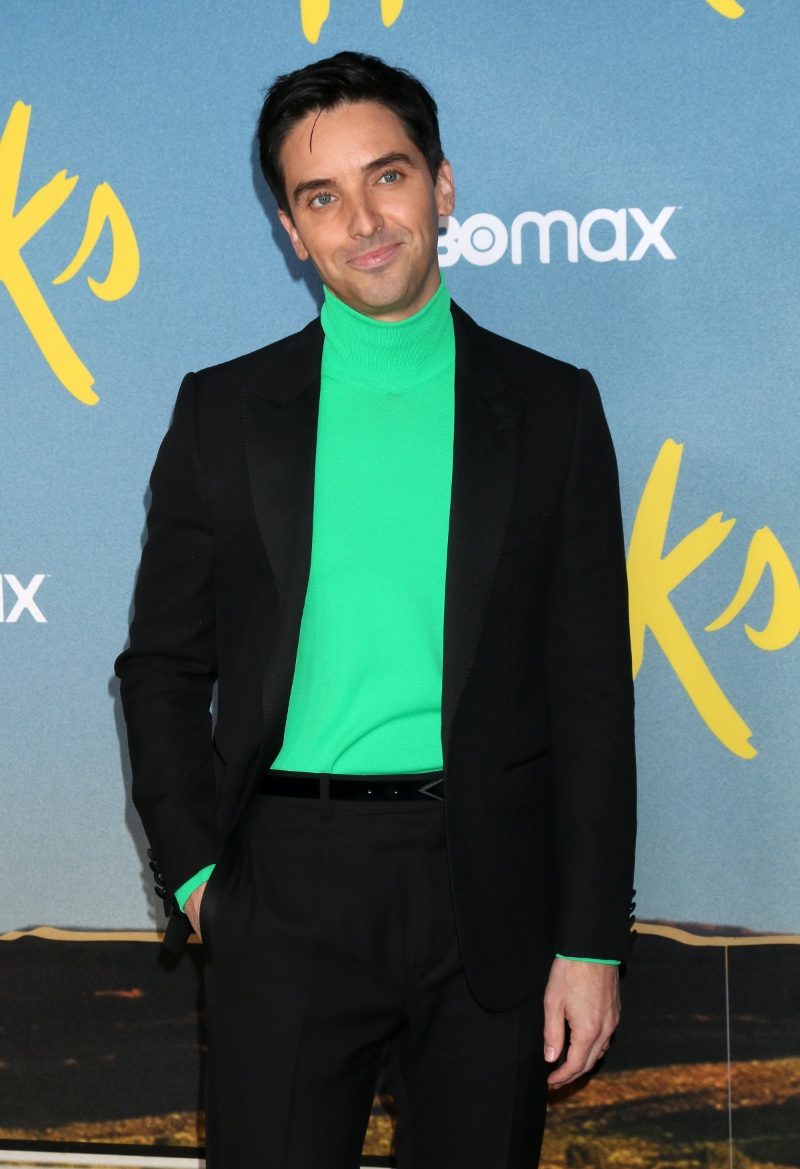 Paul W Downs Electric Green Turtleneck Black Suit 2022 » The Turtleneck with Suit Outfit: How to Wear the Power Duo Paul W Downs Electric Green Turtleneck Black Suit 2022