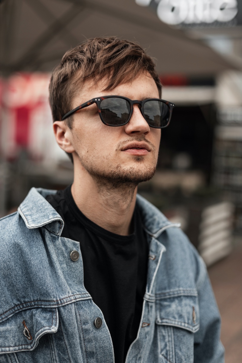Wayfarer Sunglasses » Sunglasses Shapes for Men: A Design for Every Occasion Wayfarer Sunglasses