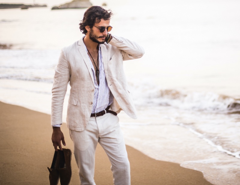 Man Beach Linen Suit
