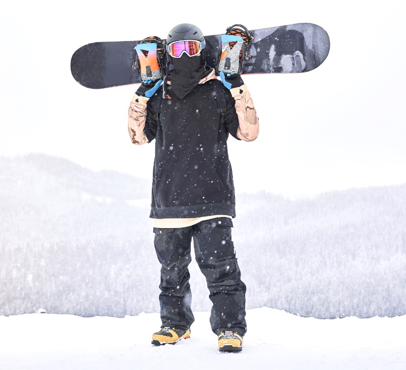 Snowboarder Long Sleeves Man