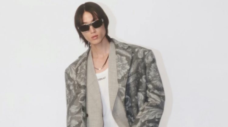 Versace Pre-Fall 2024: A Modern Cool with Baroque Warmth