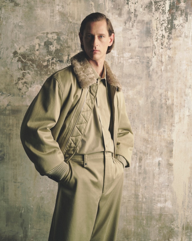 A military-inspired look from Burberry lends itself to a monochromatic color scheme.