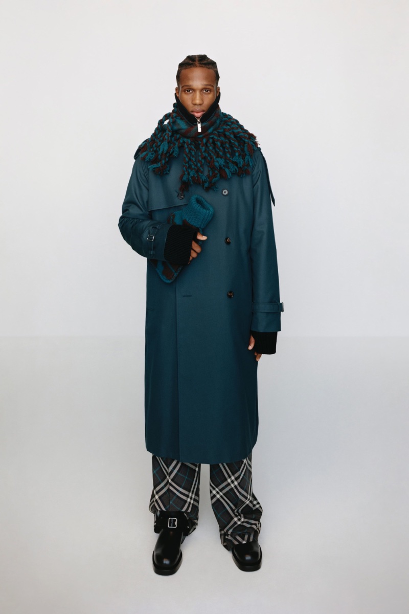 Burberry Pre Fall 2024 Collection Men 013