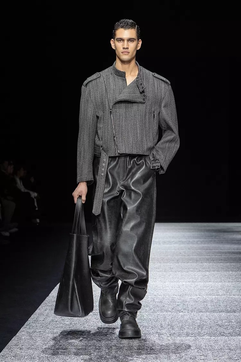 Emporio Armani Fall Winter 2024 Collection Men 003