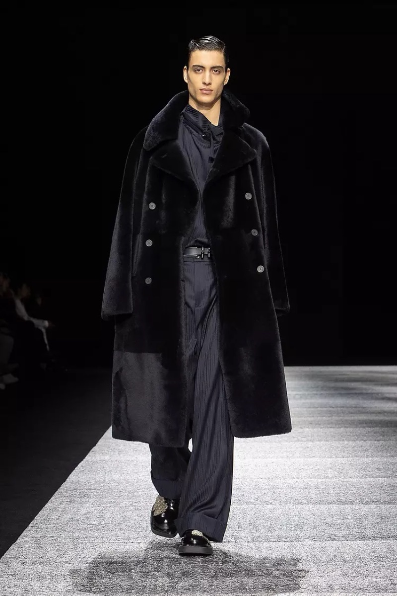 Emporio Armani Fall Winter 2024 Collection Men 005