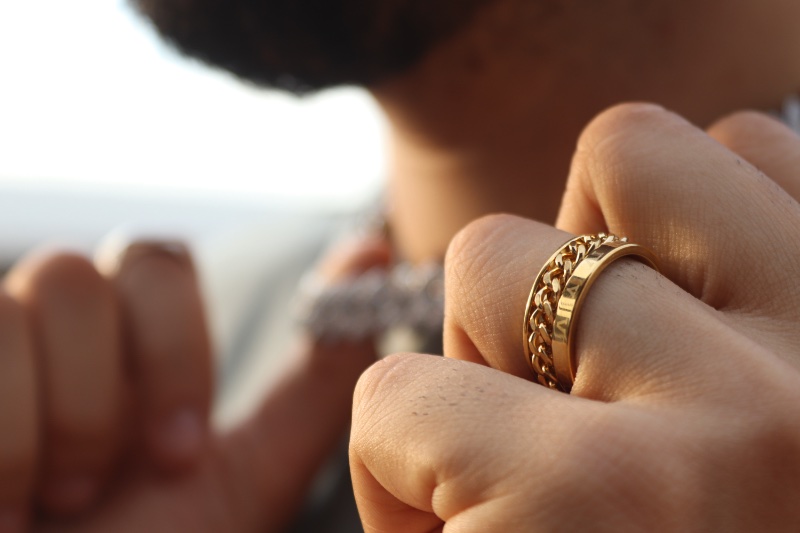 Gold Men's Ring