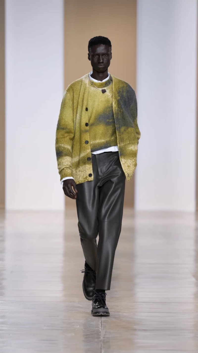 Hermes Fall Winter 2024 Collection Men 012
