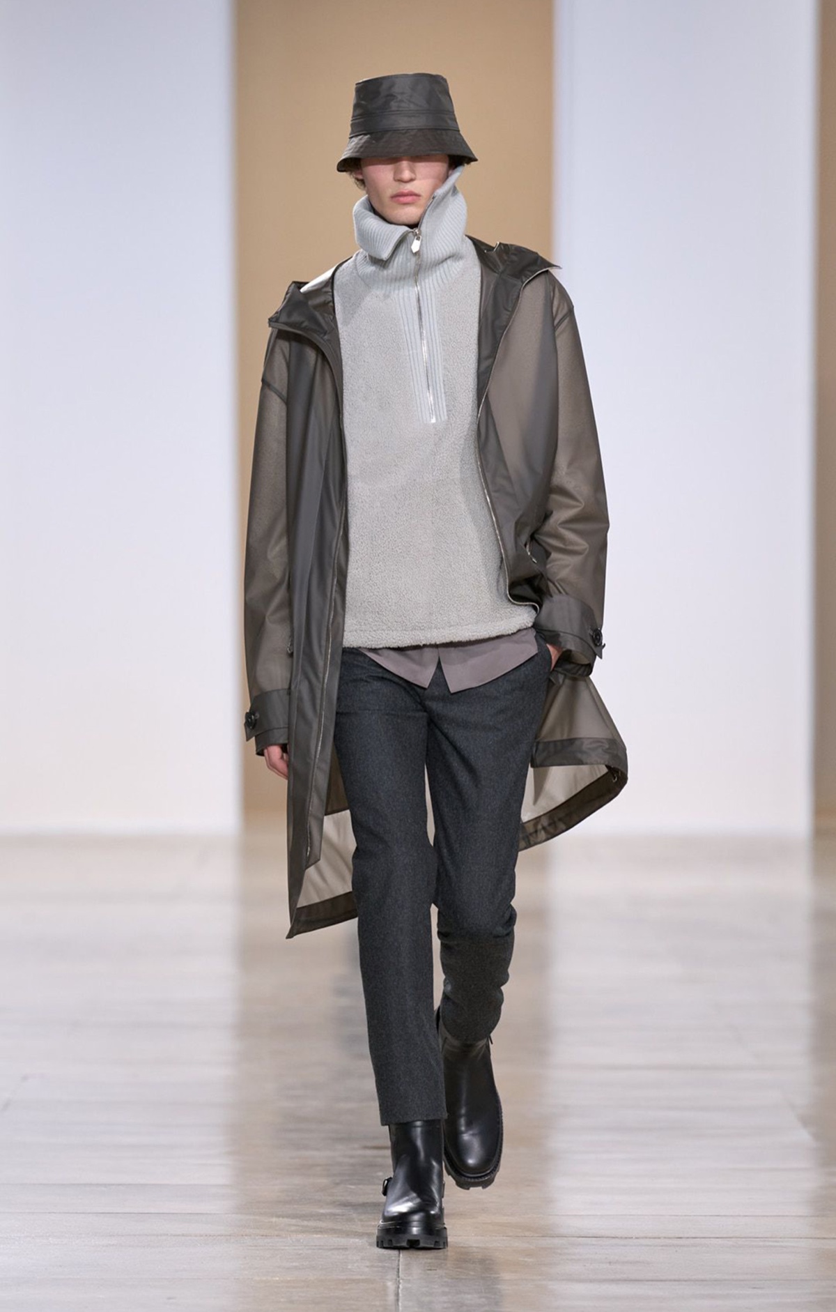 Hermès Fall 2024 A Tale of Texture & Tone The Fashionisto