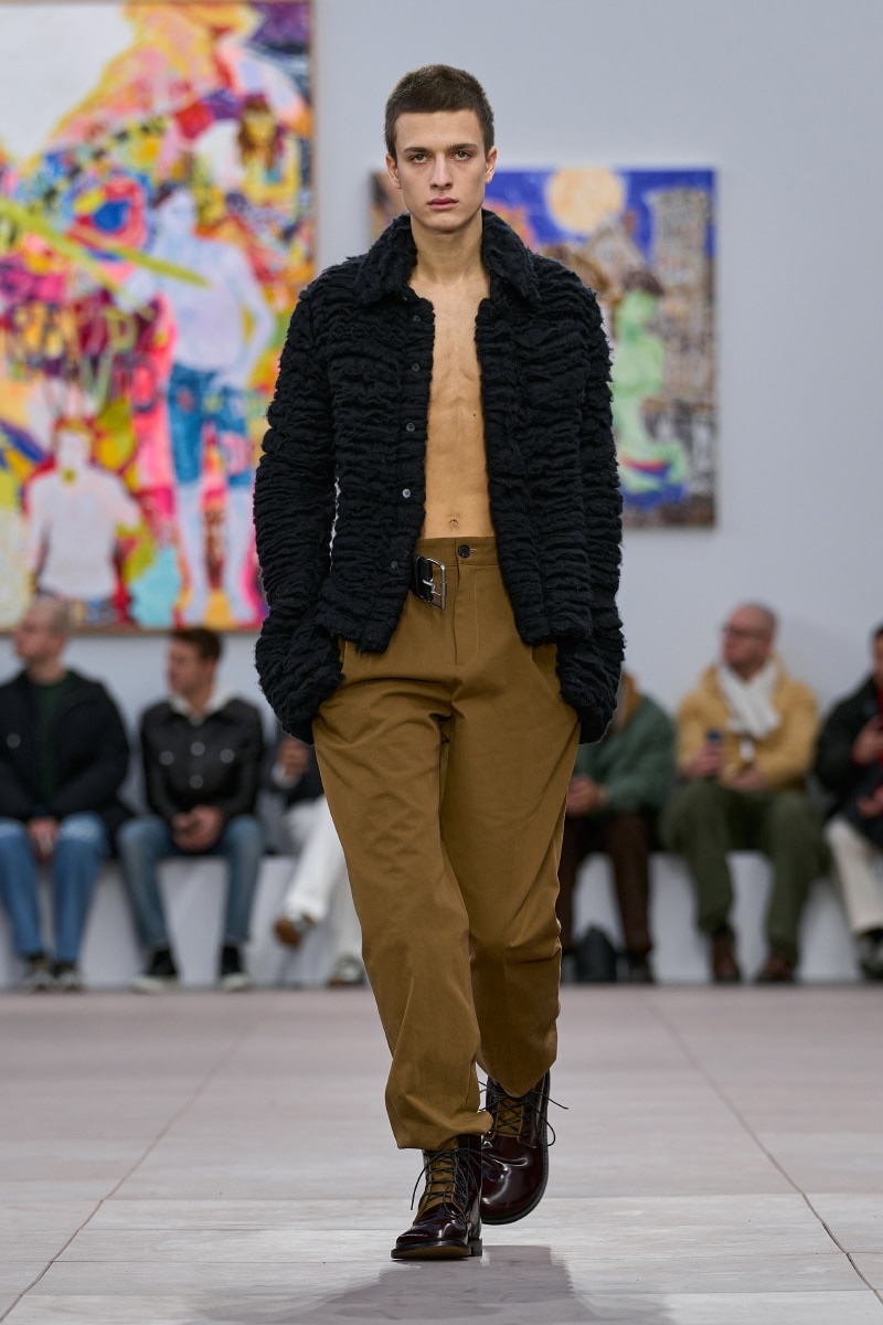 LOEWE Fall 2024: Artful Collages with Leather, Bows & Knits