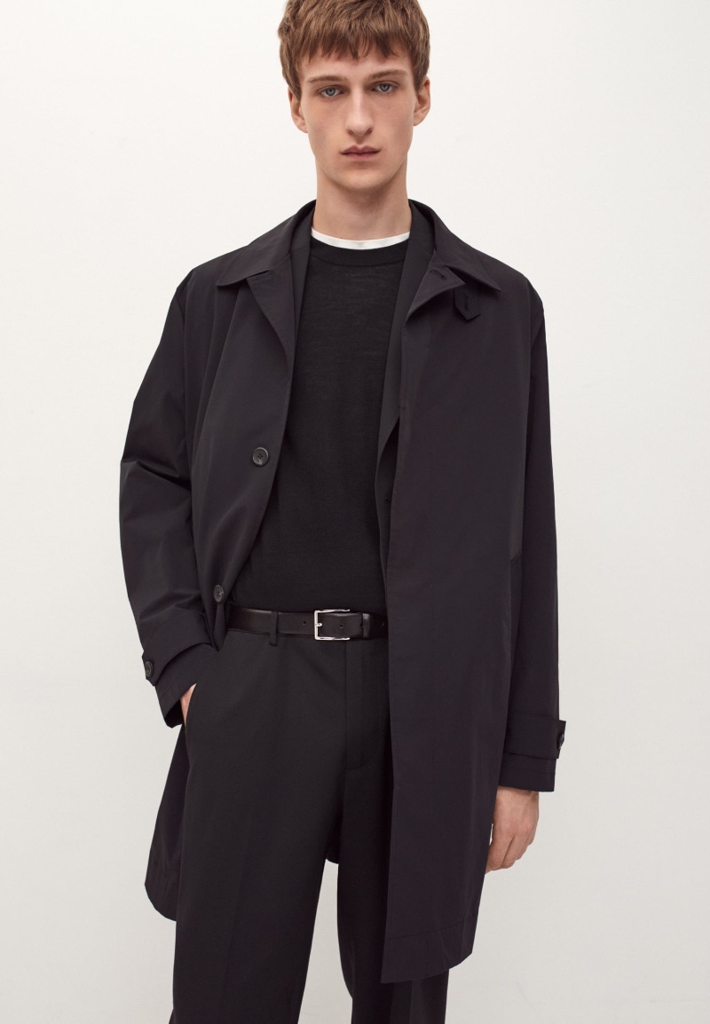 Donning light layers, including a classic trench, Vasko Luyckx showcases Massimo Dutti's Smart capsule collection.